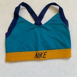 nike sports bra